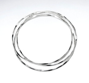 UNITY TRIO HAMMERED BANGLE SET 925.co.nz