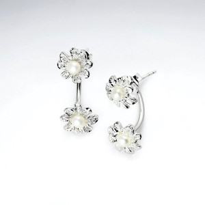 PEARL BLOSSOM EAR JACKET EARRINGS 925.co.nz