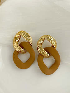 "Elvira" Drop Earring