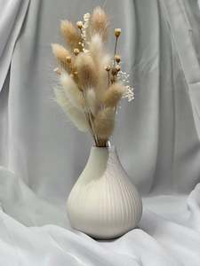 Clothing: Bunnytail Vase Set