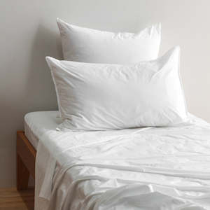 Furniture: Stonewash Cotton Flat Sheet - White, King Single