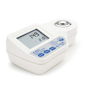 HANNA HI96821 Sodium Chloride - Digital Refractometer Portable