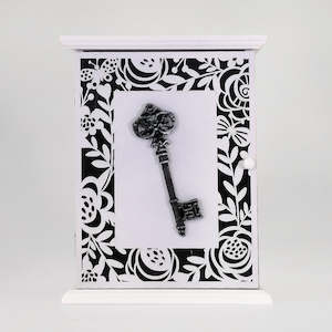 Key Holder Cabinet - 21cm