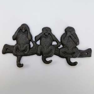 Gift: Cast Iron Key holder - monkeys