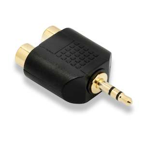 Connectors And Adapters: QED Connect Phono to 3.5mm Adapter