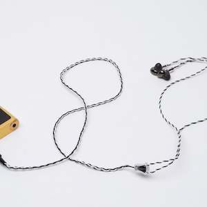 Headphone And Earphone Cables: Crystal Cable Portable Duet