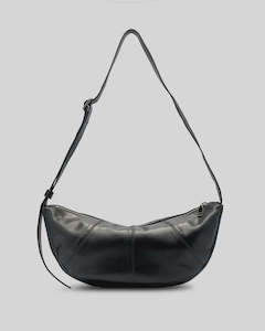 Mischa Crescent Bag BLACK