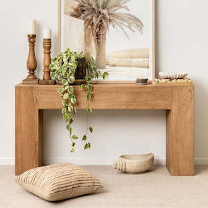 Olma Elm Console