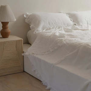 Linen Ruffle Edge Sheet Set - White