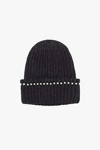 Clothing: Pearl Beanie