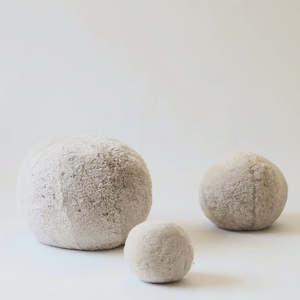 Cushions Covers: Sheepskin Ball Cushion