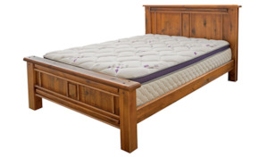 Furniture: Aspen Queen Bed