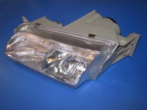 Motor vehicle part dealing - used: 1993 Ford Telstar Left Headlamp