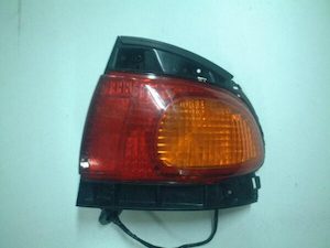 Motor vehicle part dealing - used: 1993 Ford Telstar Right Taillight