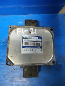 Motor vehicle part dealing - used: 2004 Ford Fiesta Ecu