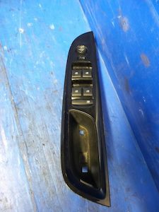 2015 Holden Commodore Power Door Window Switch