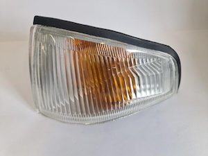 Motor vehicle part dealing - used: 1990 Ford Telstar Left Indicator Fog Side