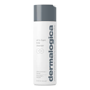 Beauty salon: Dermalogica Oil to Foam Total Cleanser