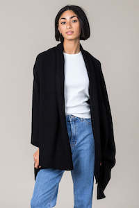 Cafe: Cashmere Travel Wrap in Black