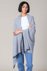 Cafe: Cashmere Travel Wrap in Felt Grey