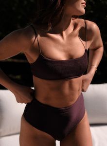 Clothing: Cacao Capri Sporty Strap Bra