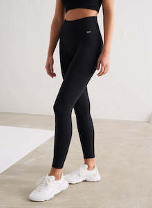 Clothing: Black Limitless Seamless Tights