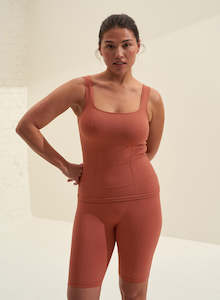 Rouge Luxe Seamless Singlet