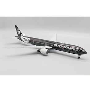 Air New Zealand Boeing 777-300ER All Black 1: 200 (Advanced Engine Option)