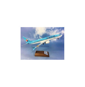 Hobby equipment and supply: Korean Air Boeing 737 MAX 8 1: 130