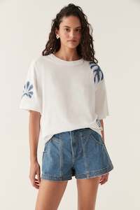 Womenswear: Esprit Oversized Tee