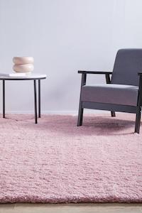 Stunning Pink Shaggy Rug