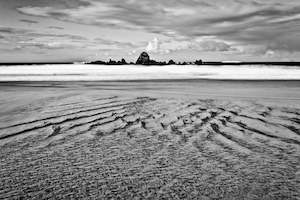 Awarua Rock, Kauri Mt Beach