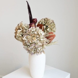 Florist: Emma – A Little Bit Floral