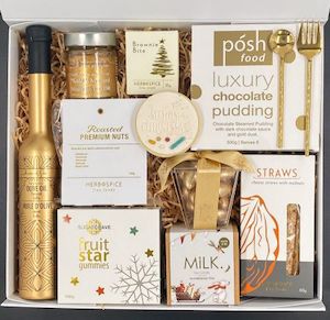 A Gold and White Christmas Gift Hamper