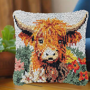 Haberdashery: Latch Hook Pillow Kit - Highland Cow