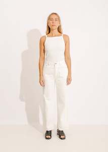 Clothing: FINLAY JEAN / WHITE