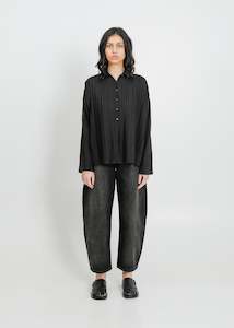 TEDDY PLEAT SHIRT  / BLACK