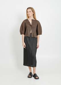 MARGOT PLEAT JACKET / CHOCOLATE