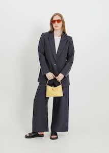 Clothing: TAMARA BLAZER / NAVY