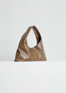 Clothing: TORY BAG / TOBACCO