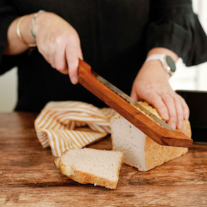 Bakery retailing (without on-site baking): Bowmaster® Bread Knife