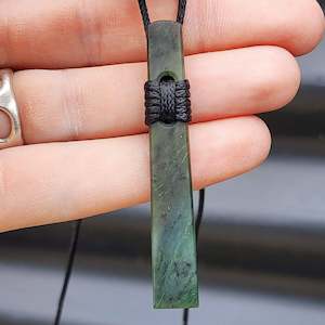 NZ Greenstone Pounamu Toki Pendant Necklace (N57)