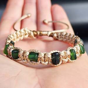 Nz Greenstone Bracelets: Greenstone Macrame Bracelet - Tan - 8 Stones