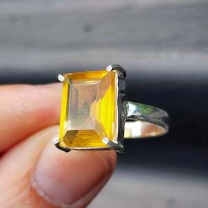 (T) Solid Sterling Silver & Citrine Stone Rectangle Handmade Solitaire Ring