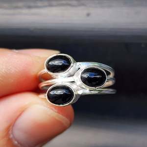 Rings: (R) Solid Sterling Silver & 3x Setting Black Onyx Stone Handmade Ring