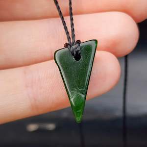 New Zealand Greenstone Pounamu Pendant Necklace (AJJC2180)