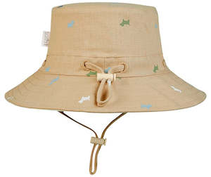 Toshi: Toshi Sunhat Nomad Puppy