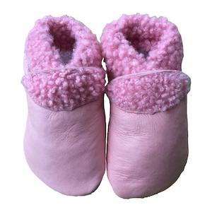 Slippers: Pitter Patter Slinkskins - Pink