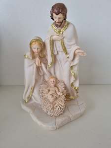 Christmas Items: The Holy Family