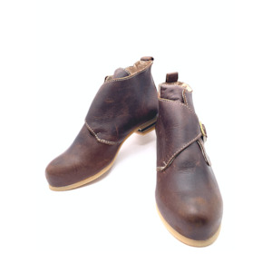 Side-Strap Boot (Brown)